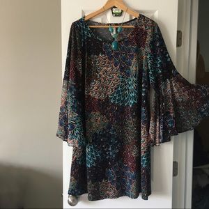 NWT - Flare sleeve Dress